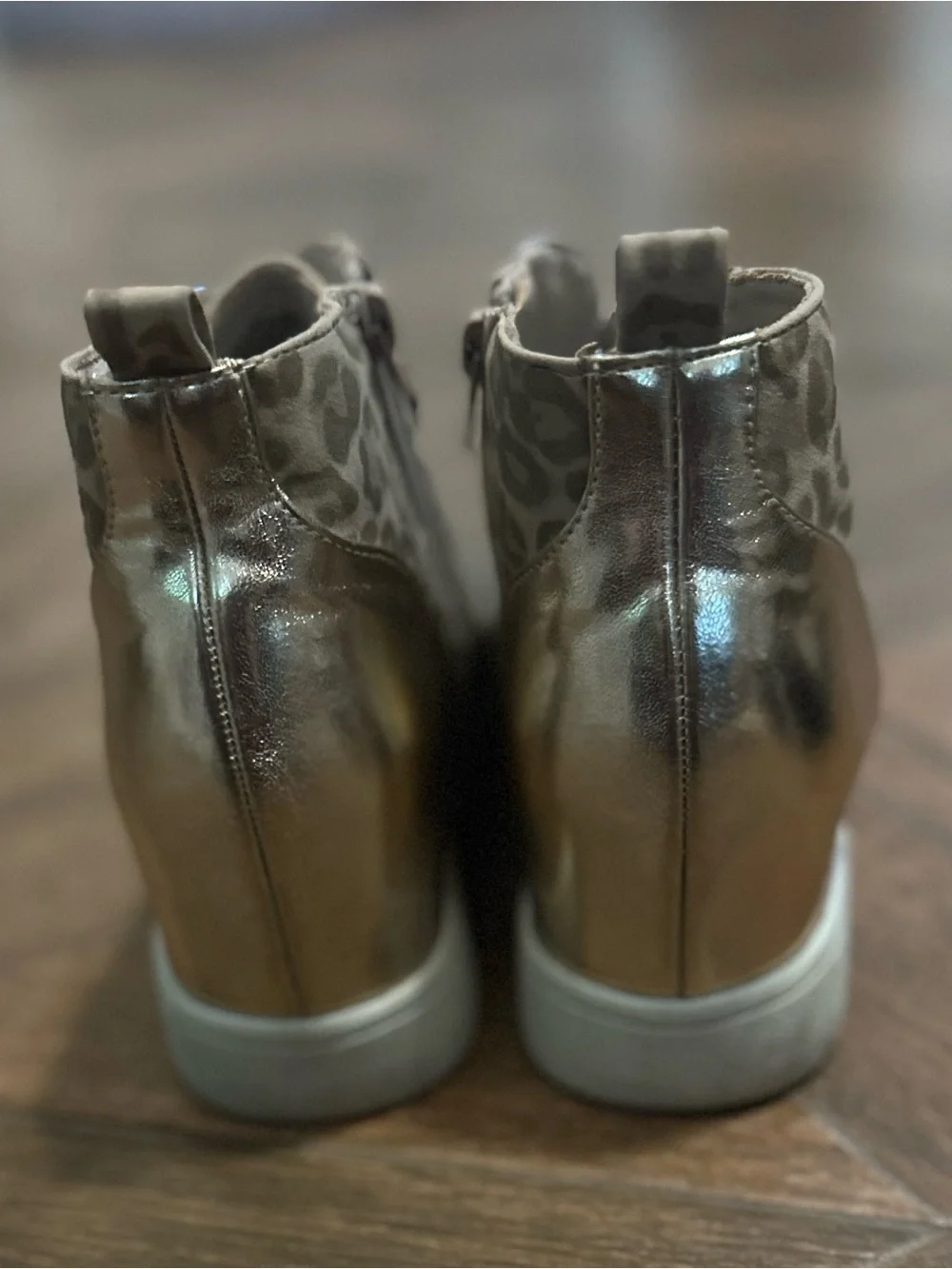 MIA Girls Leopard Print High-Top side zipper Boots in Taupe and Metallic Size 5M